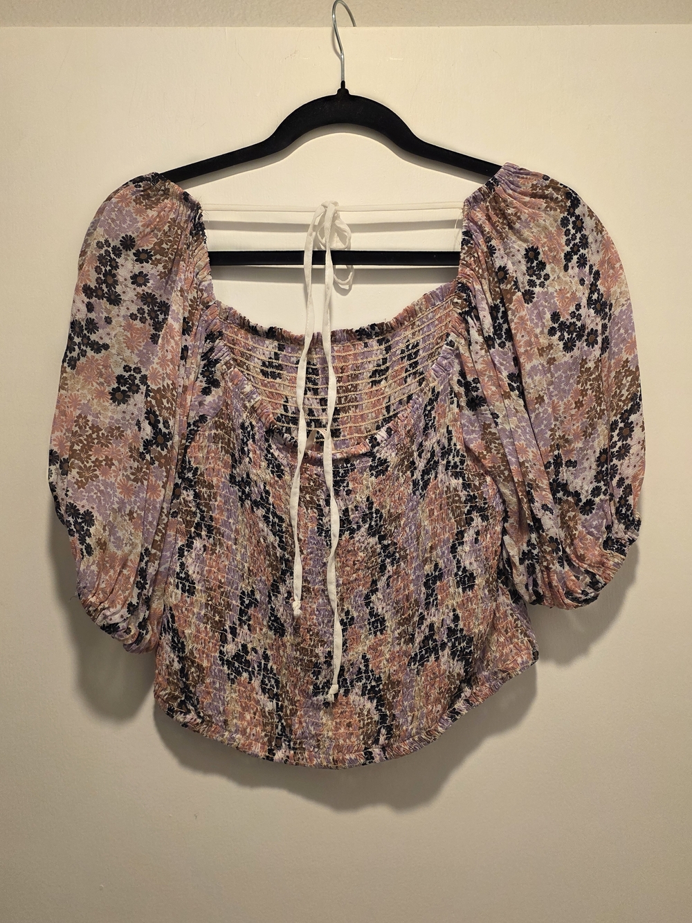 Free People Lavender Multi Smocked Puff-Sleeve Crop Top Sz Small Like New